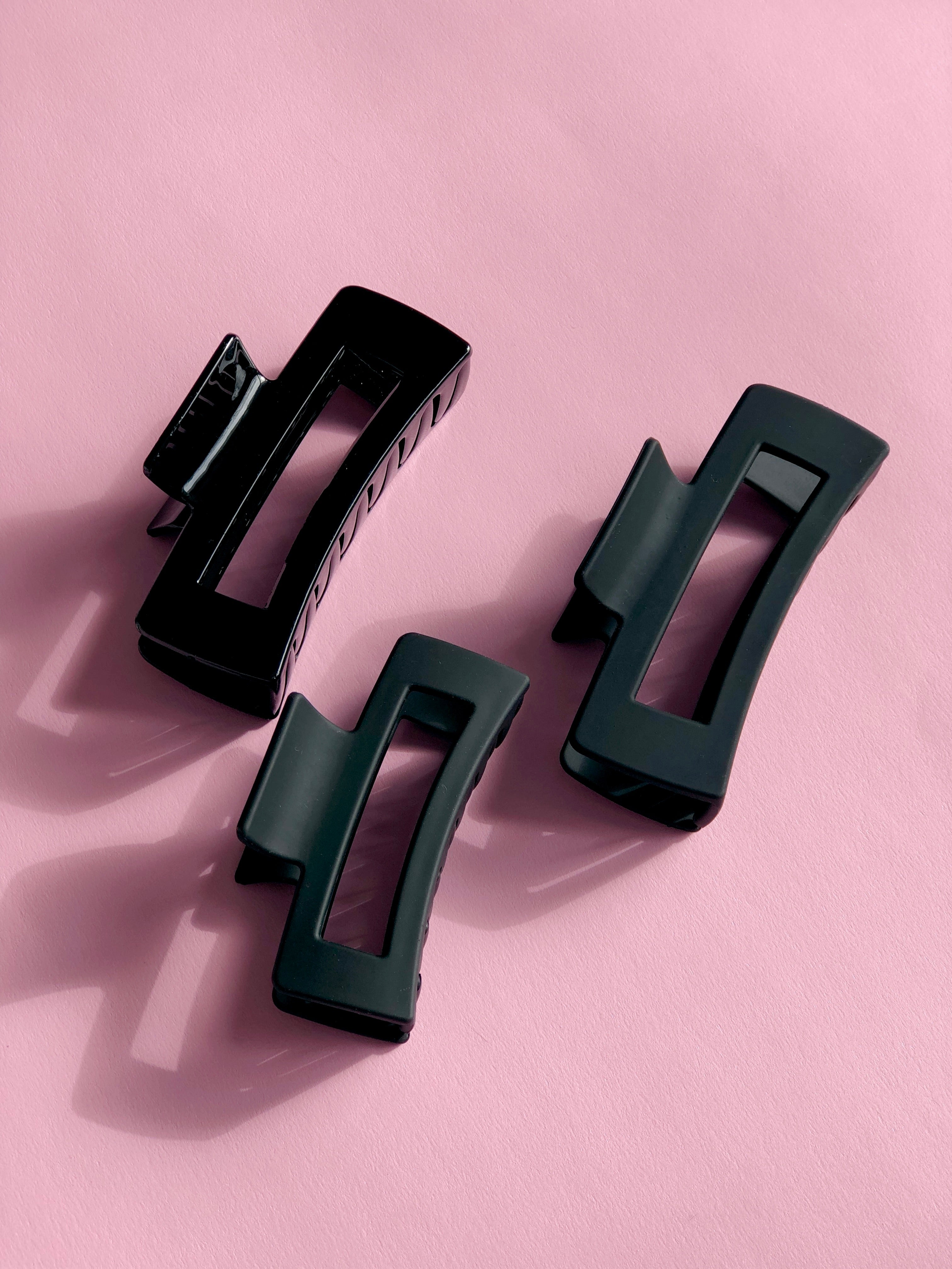 SET OF 3 CLAW CLIPS
